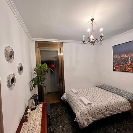 Room Familiar Sants Barcelona Buitenkant foto