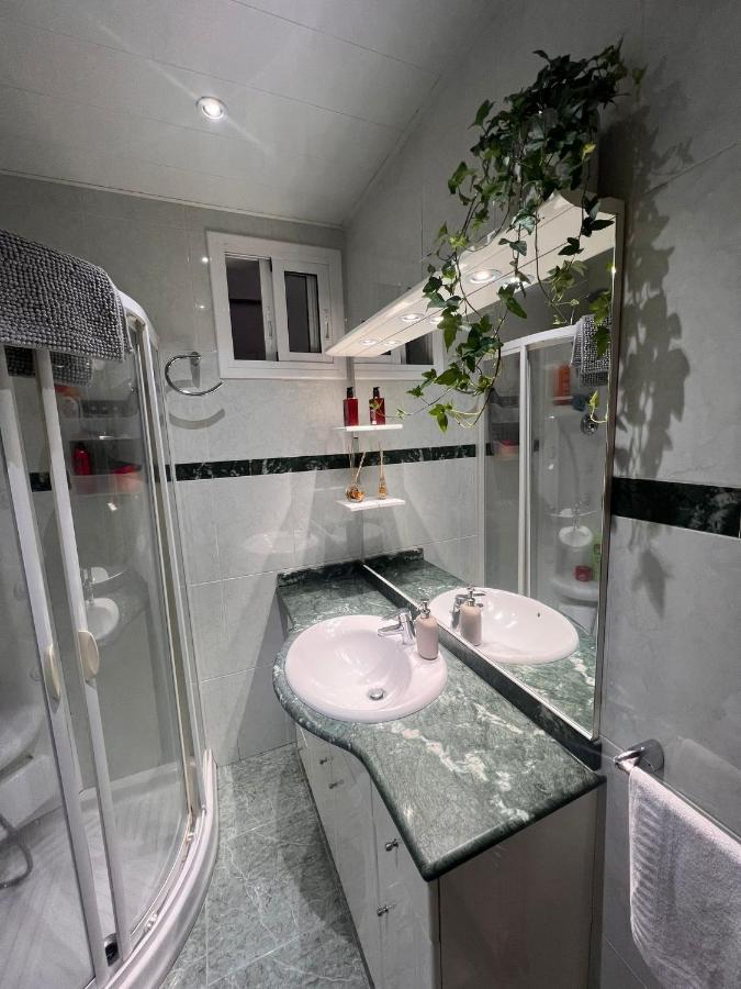 Room Familiar Sants Barcelona Buitenkant foto